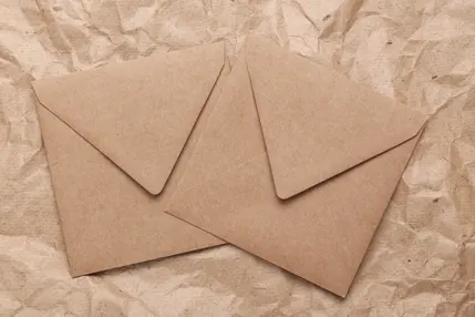 Enveloppes et papiers recycles